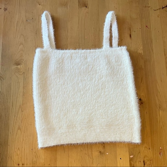 NEVER WORN Sweater & Tank Combo - Picture 3 of 3